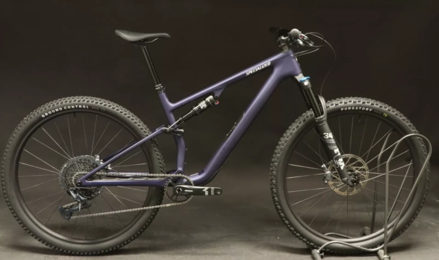USED - 2024 Specialized Epic 8 EVO Comp 29" Carbon FSR Bike L Large Blue Onyx Demo