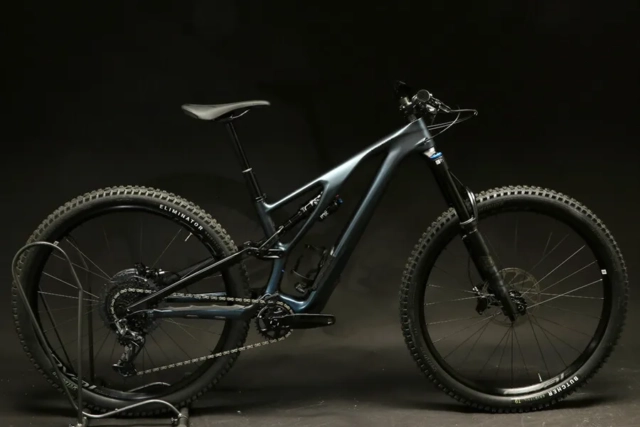 USED - 2022 Specialized Stumpjumper EVO Expert S2 (Small) SRAM X01 Eagle Display *Blem*
