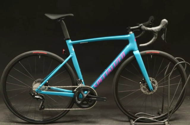 USED - 2023 Specialized Allez Sprint Comp Bike 56cm Shimano 105 Lagoon Tn Display Bike