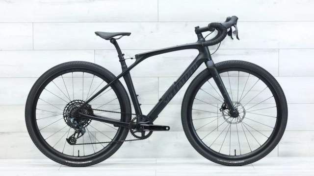USED - 2023 Specialized Diverge STR Expert Gravel Bike - 56cm