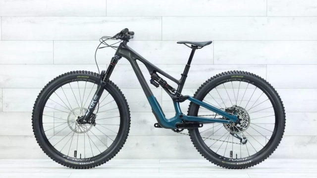 USED - 2023 Specialized Stumpjumper EVO Expert RS Mountain Bike - S1 (XS) - Image 2