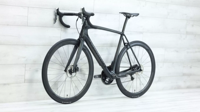 USED - 2015 Specialized S-Works Tarmac Di2 Disc Road Bike - 58cm - Image 3