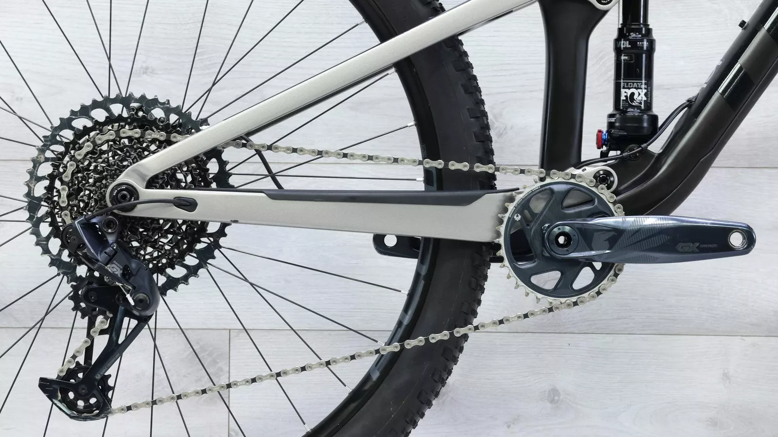 2021 Trek Top Fuel 9 Mountain Bike - Medium - Image 3